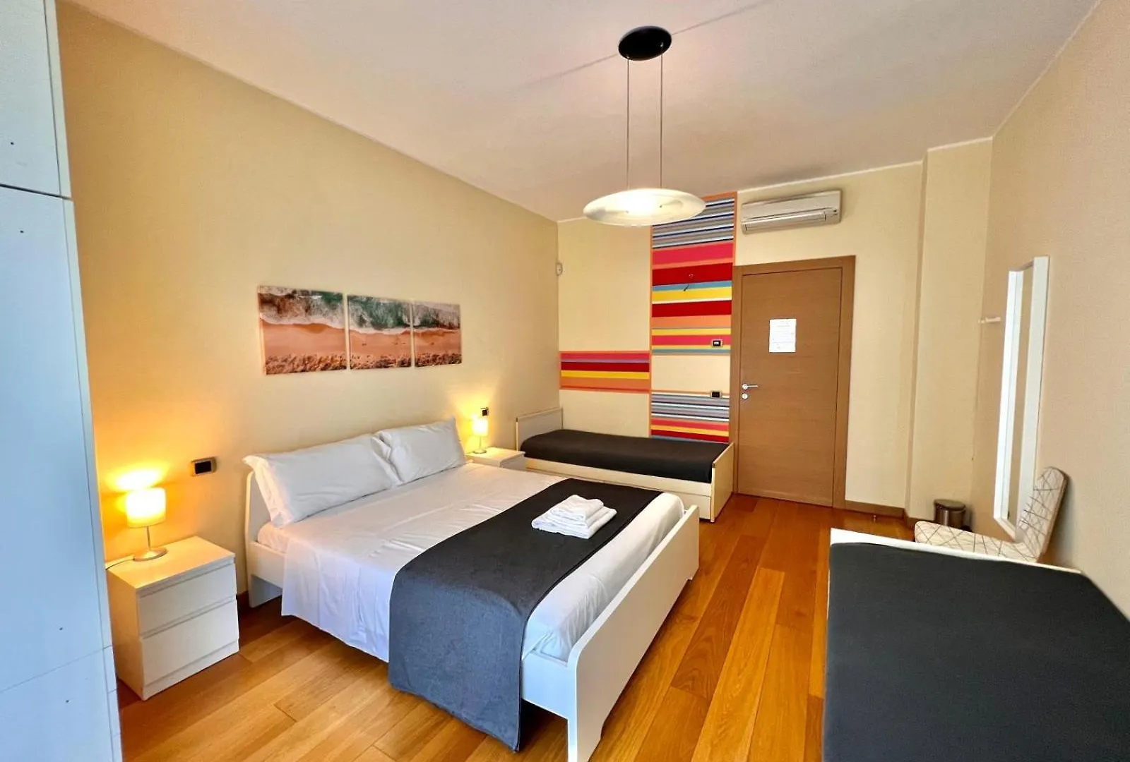 Bergamoinhouse Hotel Guest house